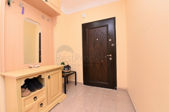 Меблированная вилла в шаговой доступности от моря