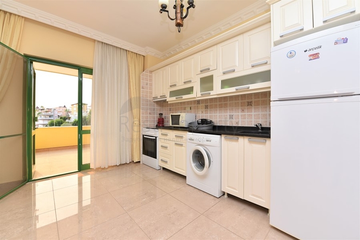 Меблированная вилла в шаговой доступности от моря