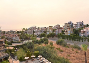 Меблированная вилла в шаговой доступности от моря