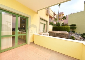 Меблированная вилла в шаговой доступности от моря