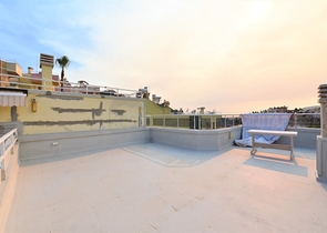 Меблированная вилла в шаговой доступности от моря