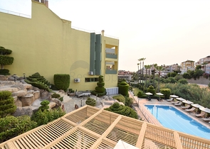 Меблированная вилла в шаговой доступности от моря