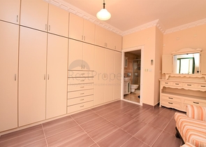 Меблированная вилла в шаговой доступности от моря