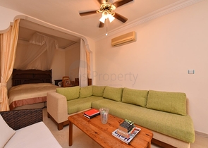 Меблированная вилла в шаговой доступности от моря