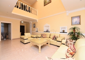 Меблированная вилла в шаговой доступности от моря