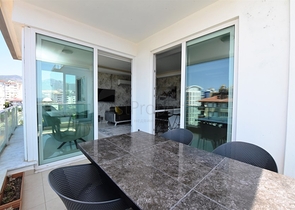 Пентхаус планировки 3+1 с видом на море