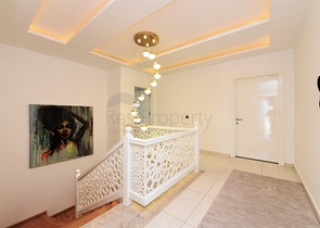 Пентхаус планировки 3+1 с видом на море