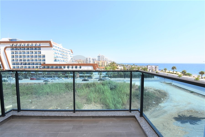 Двухкомнатная квартира с видом на море