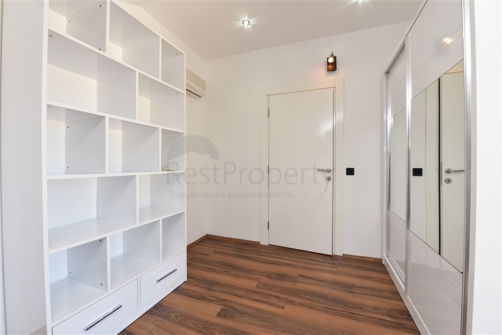 Меблированный пентхаус в районе Оба