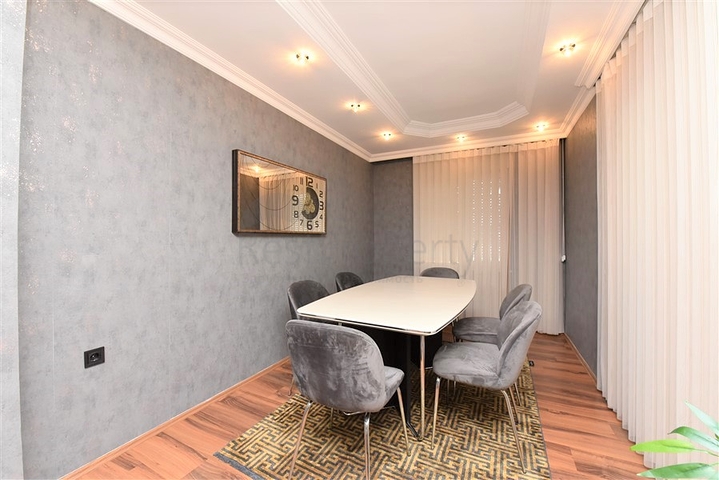 Меблированный пентхаус в районе Оба