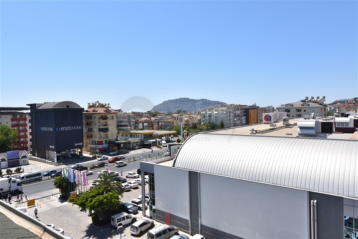 Меблированный пентхаус в районе Оба