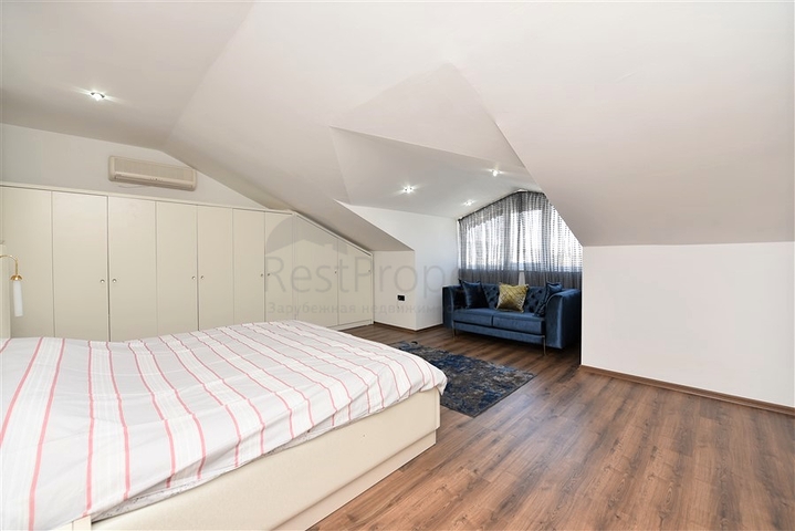 Меблированный пентхаус в районе Оба