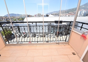 Меблированный пентхаус в районе Оба