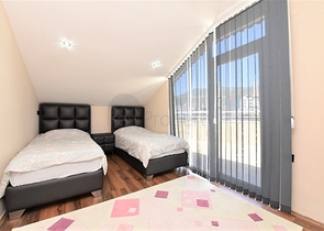 Меблированный пентхаус в районе Оба