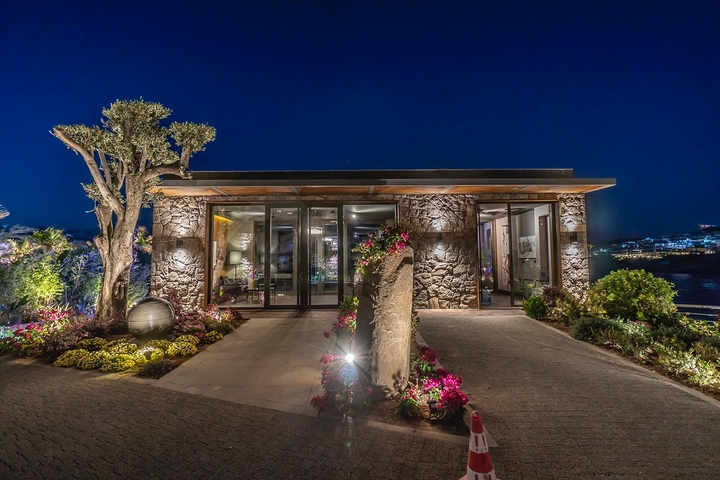 Элитный комплекс с отельной концепцией на первой береговой линии в районе Ялыкавак