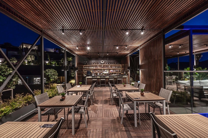 Элитный комплекс с отельной концепцией на первой береговой линии в районе Ялыкавак