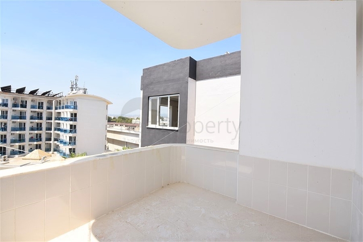 Трехкомнатная квартира в шаговой доступности от моря