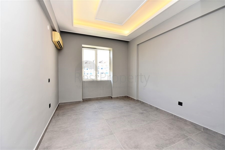 Трехкомнатная квартира в шаговой доступности от моря