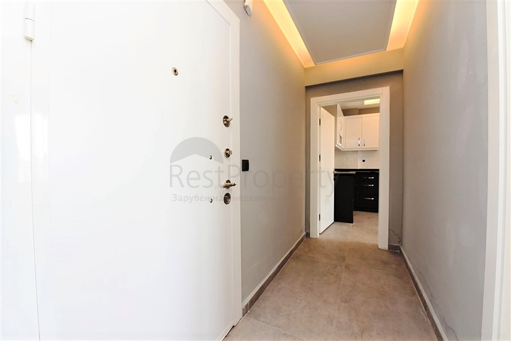 Трехкомнатная квартира в шаговой доступности от моря