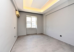 Трехкомнатная квартира в шаговой доступности от моря