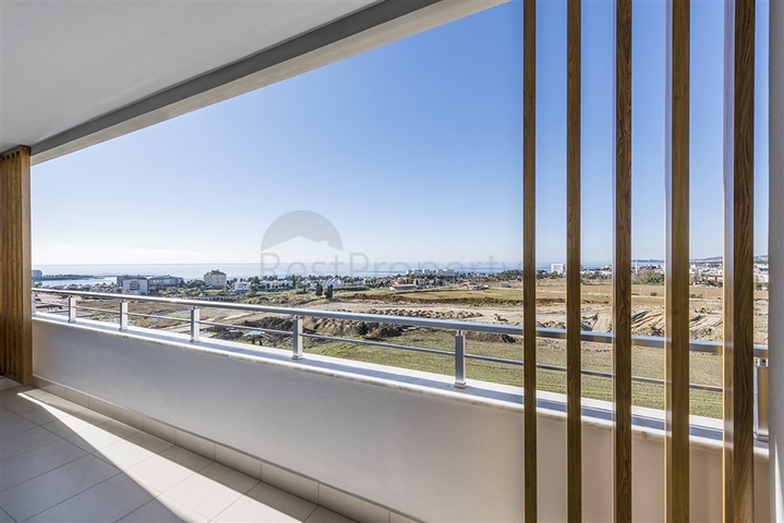 Меблированный пентхаус планировки 2+1 в Авсалларе