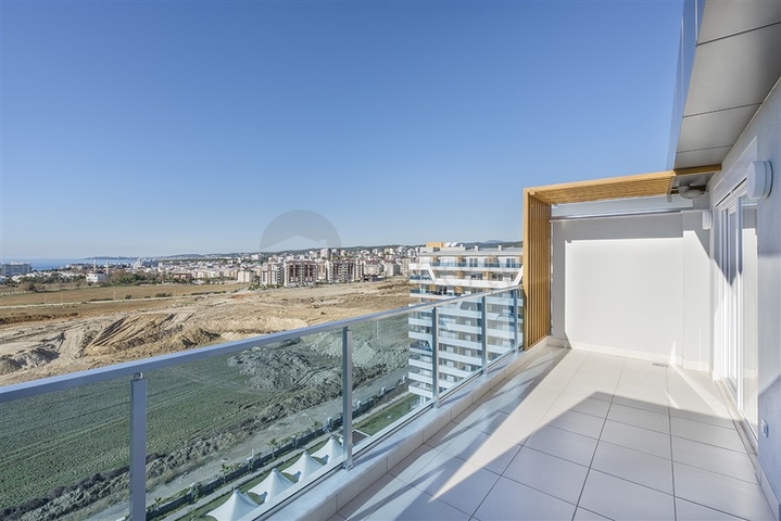 Меблированный пентхаус планировки 2+1 в Авсалларе