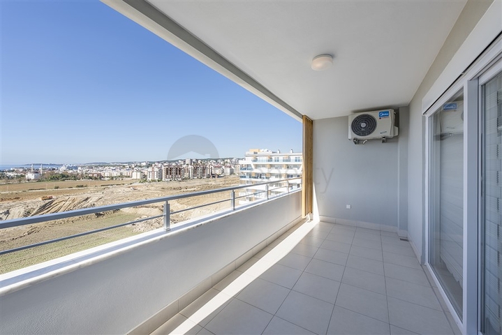 Меблированный пентхаус планировки 2+1 в Авсалларе