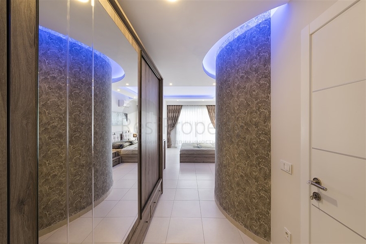 Меблированный пентхаус планировки 2+1 в Авсалларе