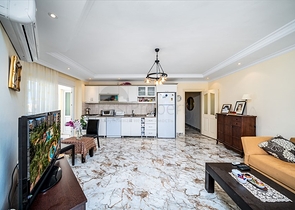 Меблированная квартира планировки 2+1 в Тосмуре