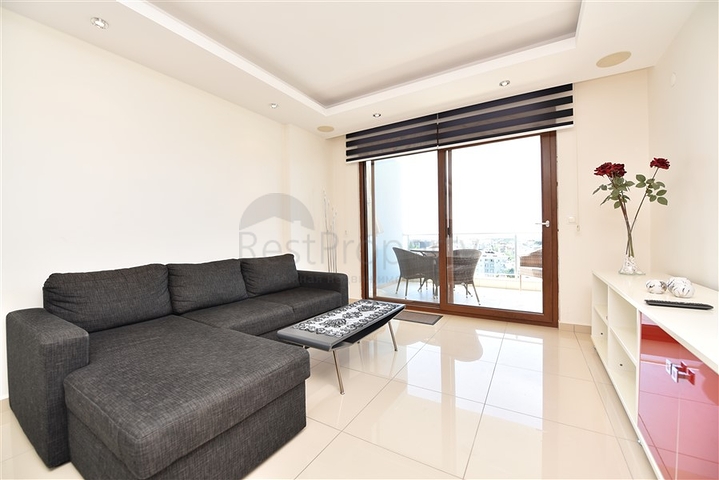 Двухкомнатная квартира с видом на море