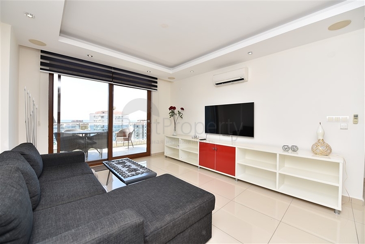 Двухкомнатная квартира с видом на море