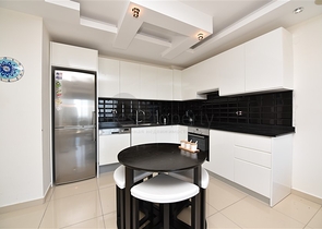 Двухкомнатная квартира с видом на море