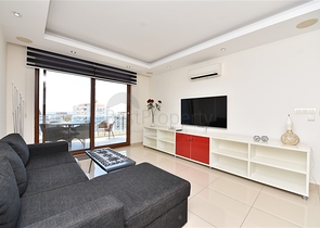 Двухкомнатная квартира с видом на море