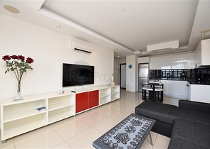 Двухкомнатная квартира с видом на море