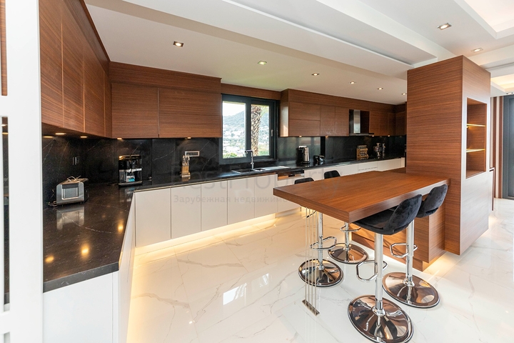 Просторная вилла по авторскому дизайну в Ялыкаваке!