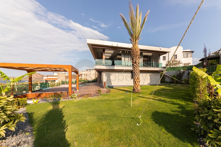 Просторная вилла по авторскому дизайну в Ялыкаваке!