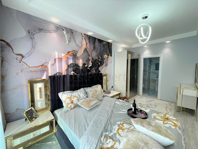 Трехкомнатная квартира в районе Махмутлар