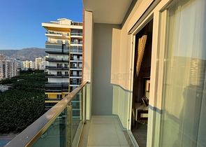 Трехкомнатная квартира в районе Махмутлар