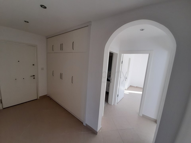 Трехкомнатная квартира с мебелью в Авсалларе