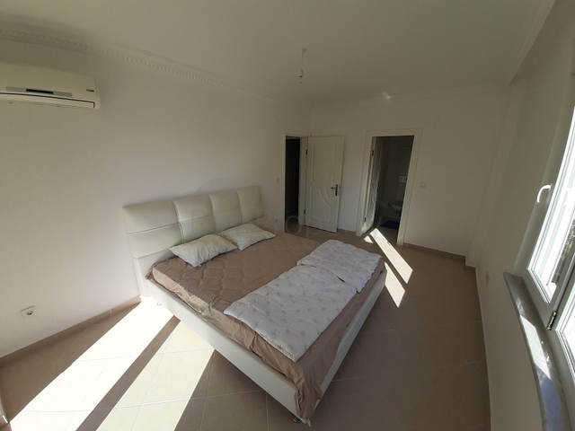 Трехкомнатная квартира с мебелью в Авсалларе