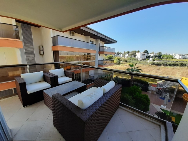 Трехкомнатная квартира с мебелью в Авсалларе