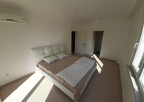 Трехкомнатная квартира с мебелью в Авсалларе