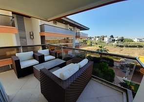 Трехкомнатная квартира с мебелью в Авсалларе