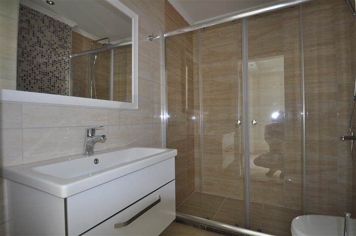 Трехкомнатная квартира в районе Каргыджак