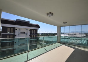 Трехкомнатная квартира в районе Каргыджак