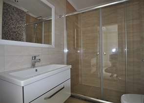 Трехкомнатная квартира в районе Каргыджак