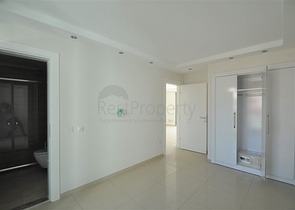 Трехкомнатная квартира в районе Каргыджак