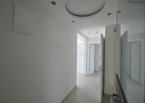 Трехкомнатная квартира в районе Каргыджак