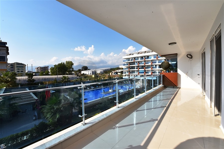 Трехкомнатная квартира в районе Кестель