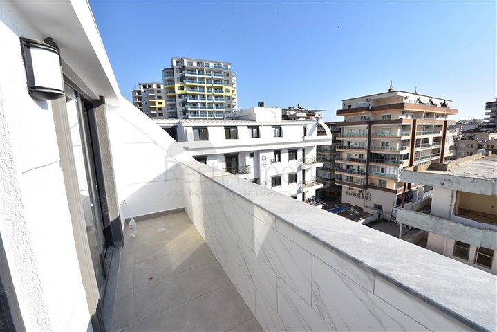 Трёхкомнатный пентхаус в районе Махмутлар